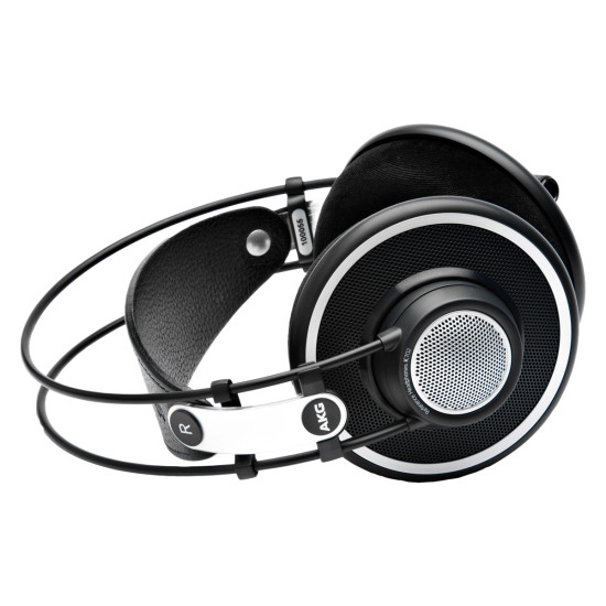 AKG AUSCULTADORES K702