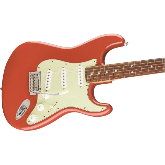 Fender Limited Edition Player Stratocaster PF Fiesta Red