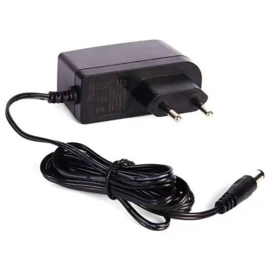 Daddario ALIMENTADOR 9v F Style Plug PW CT 9VF