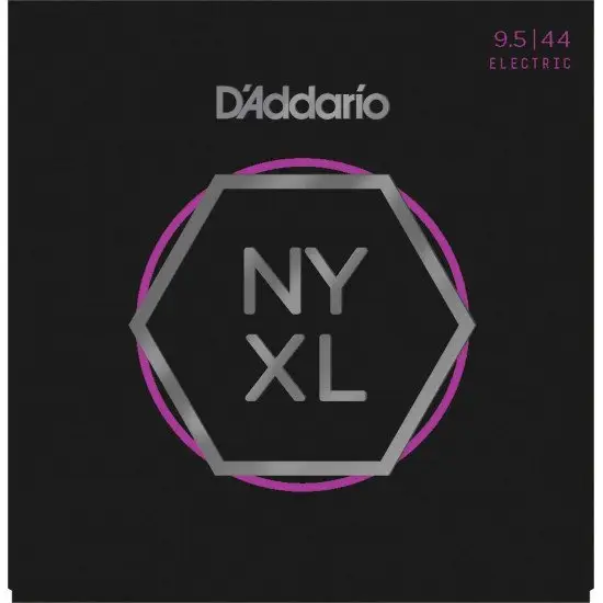 Daddario  NYXL09544