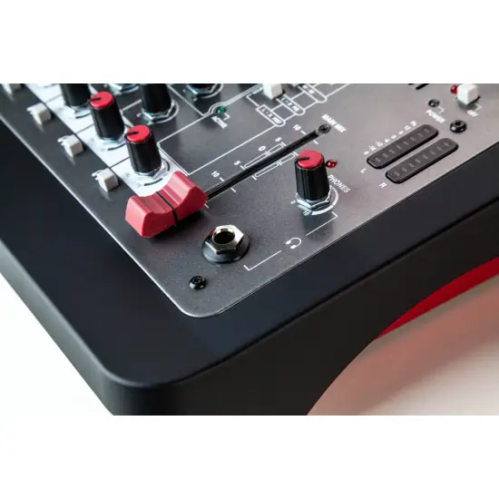 Allen&Heath MESA MISTURA ZEDi 8