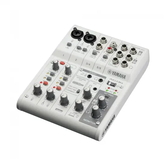 Yamaha MESA MISTURA USB AG06 MK2