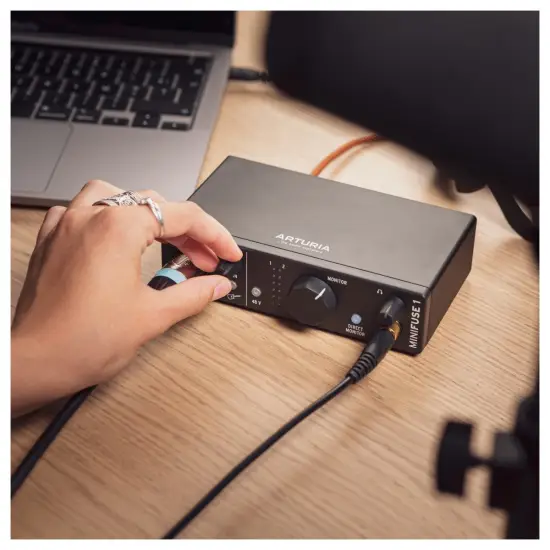 Arturia INTERFACE USB Minifuse 1 Black