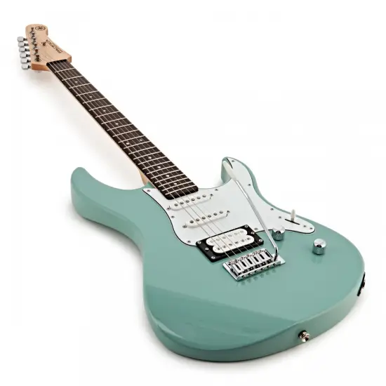 Yamaha Pacifica 112V Sonic Blue