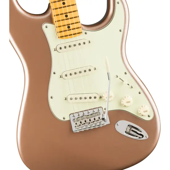 Fender AM Pro CLSC Strat MN FFMG