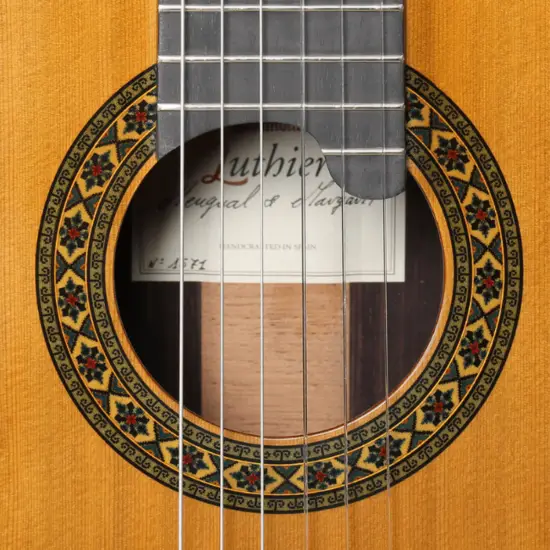 Alhambra Luthier India Montcabrer