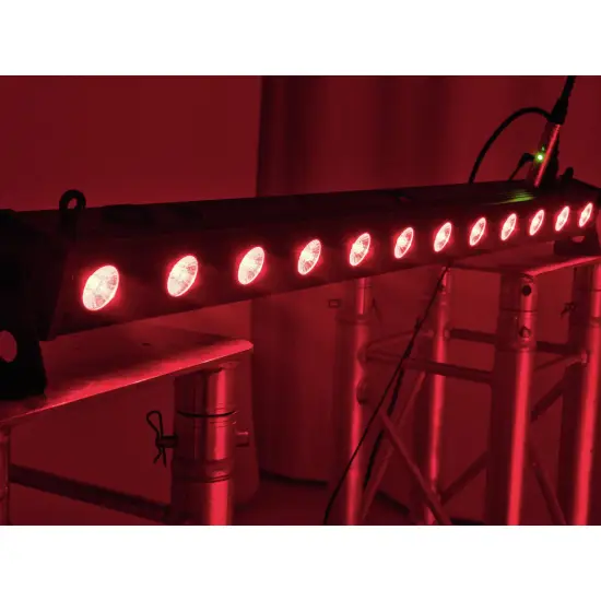 Eurolite BARRA LED Bar 12 QCL RGBW