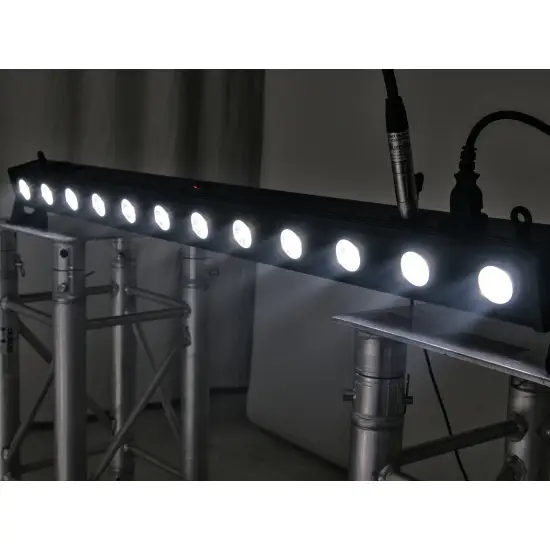 Eurolite BARRA LED Bar 12 QCL RGBW