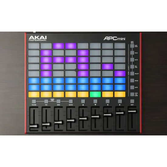 Akai CONTROLADOR MIDI APC Mini mk2
